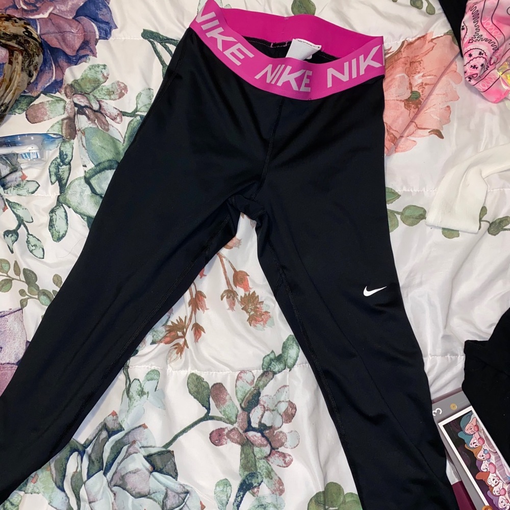 Nike leggings
